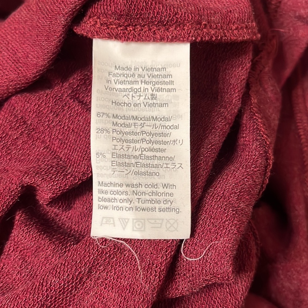 J. Crew Red Long Sleeve Crew Neck T-shirt Curved Bottom Hem Modal-blend Size XS - Picture 7 of 7